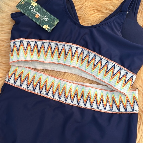 High Waist Bikini Swimsuit Navy With Colorful Ribbon Band Accent Sz MED NEW! - Picture 3 of 4